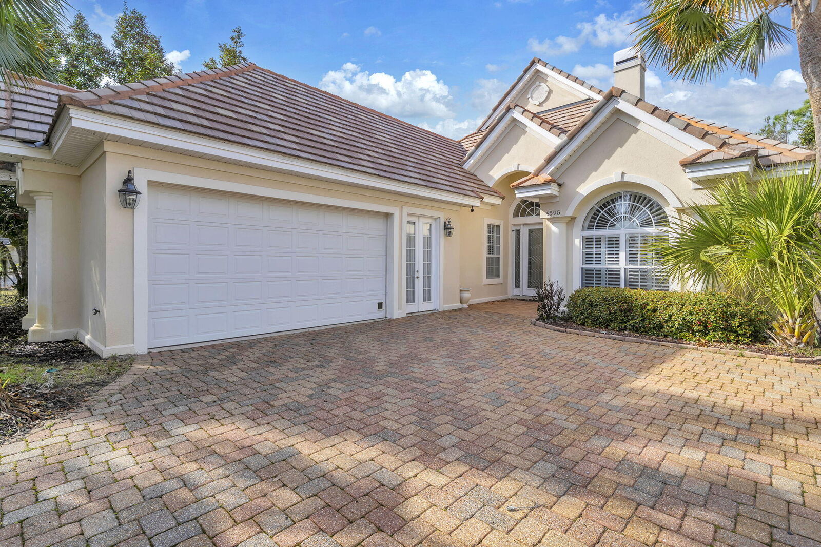 Property Photo:  4595 Sailmaker Lane  FL 32541 