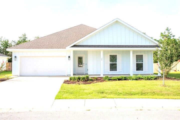 Property Photo: 56 Secluded Circle FL 32439