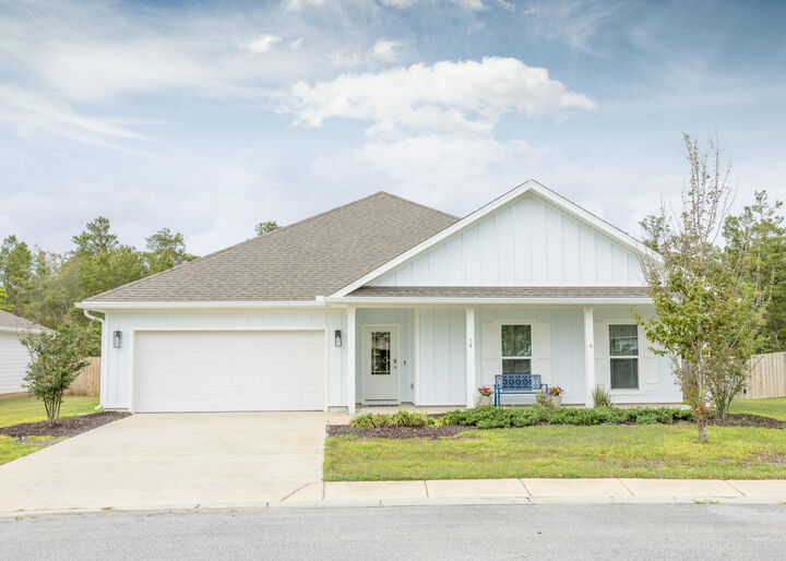 Property Photo:  56 Secluded Circle  FL 32439 