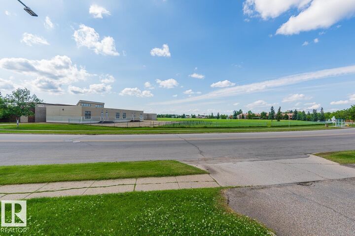 Property Photo: 1945 105 Street NW 417 AB T6J 5N6