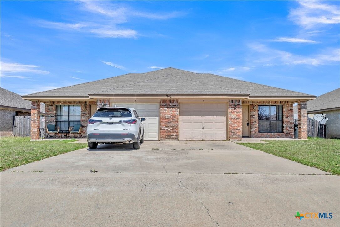 Property Photo:  1303 Nicholas Circle  TX 76542 