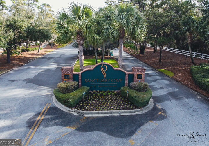 Property Photo: 490 Blue Heron Trail GA 31565