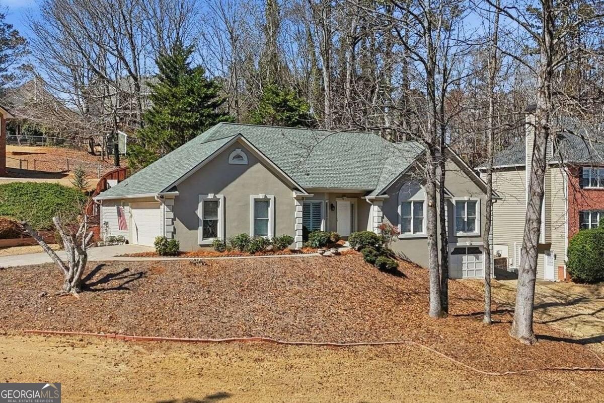 Property Photo: 1209 Weeping Willow GA 30188