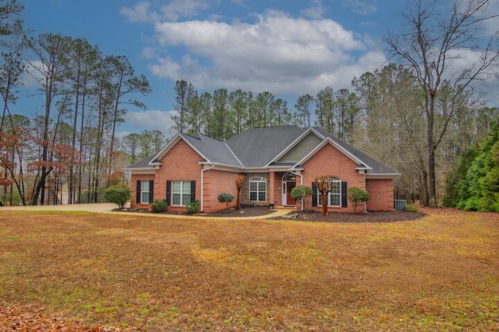 Property Photo:  202 Winding Lake Drive  GA 31811 