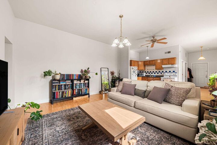 Property Photo:  525 Franklin Street 3  IN 46360 