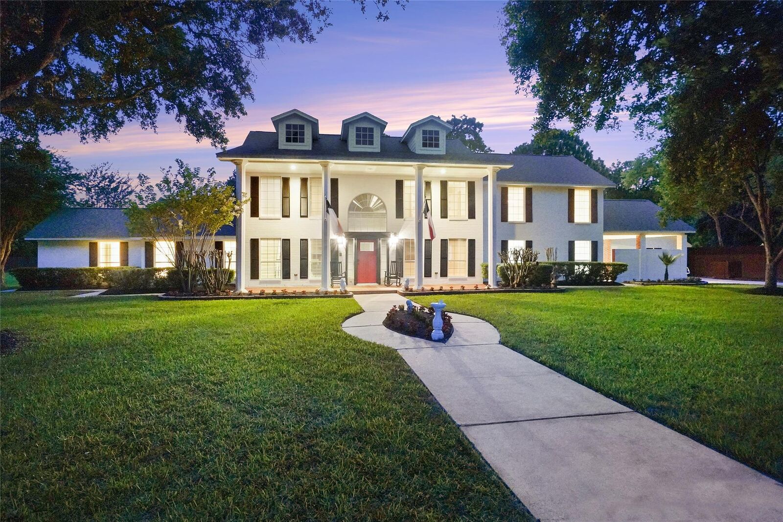 Property Photo:  1910 Avenue L  TX 77510 