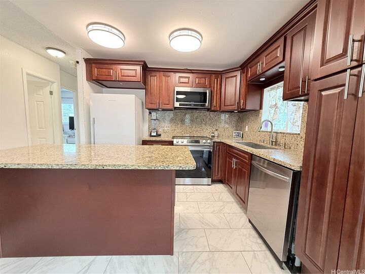 Property Photo:  91-1734 Ala Loa Street  HI 96706 