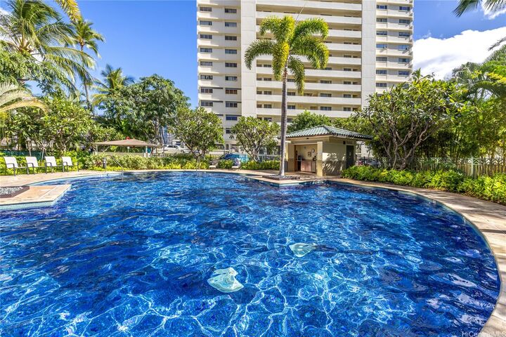 Property Photo:  421 Olohana Street 1004  HI 96815 
