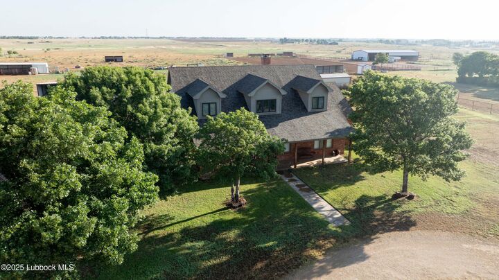 Property Photo: 7910 County Rd 7700 TX 79382