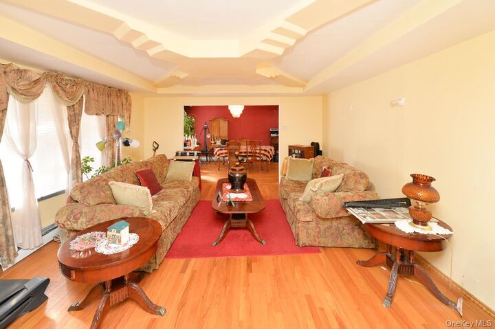 Property Photo:  7 S Oak Street  NY 10977 