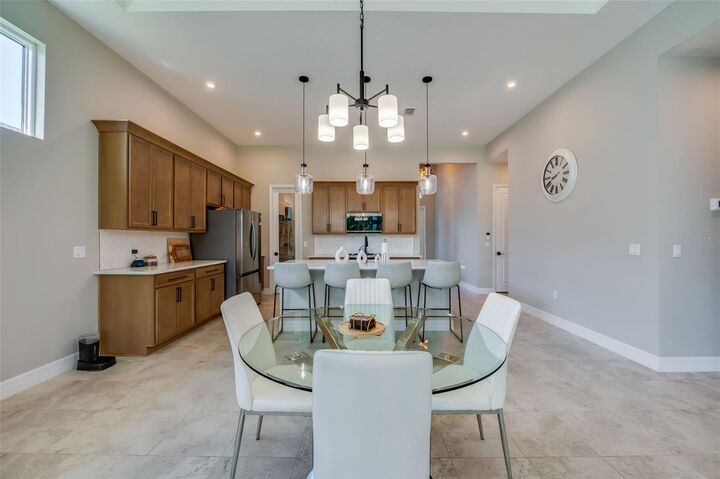 Property Photo:  887 Lake Hill Way  FL 32724 