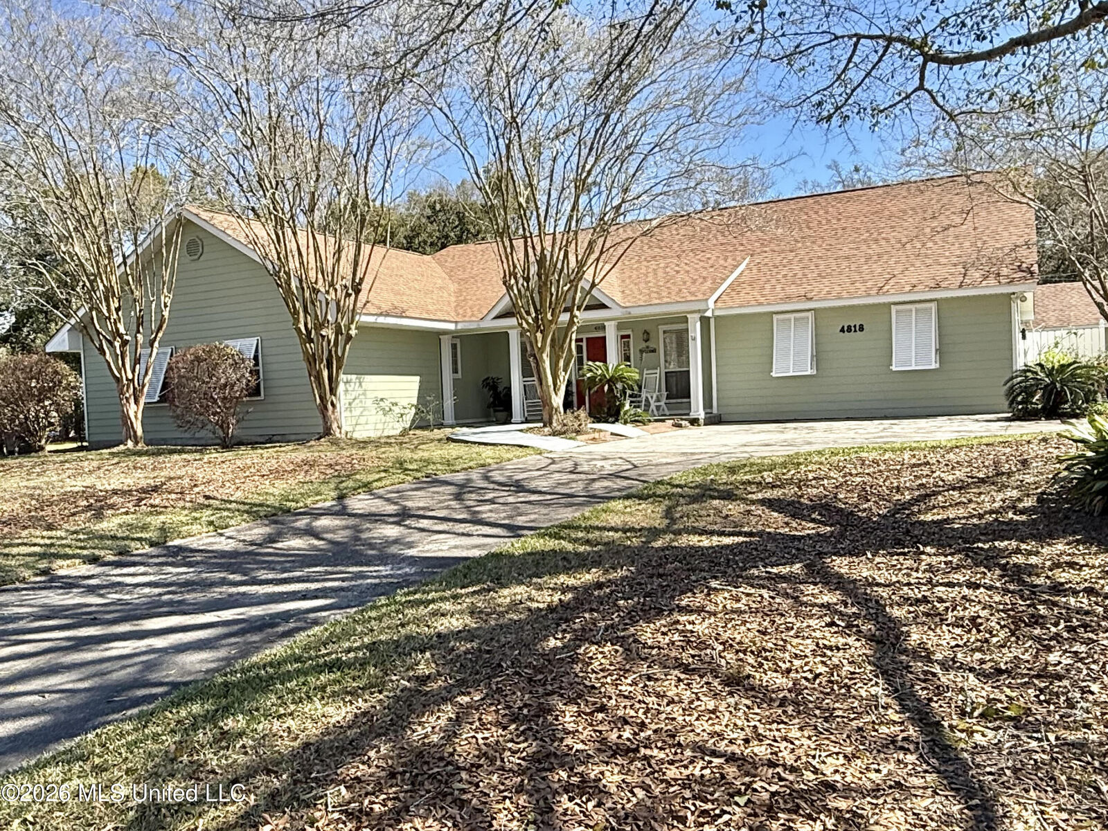 Property Photo:  4818 Oakwood Street  MS 39563 