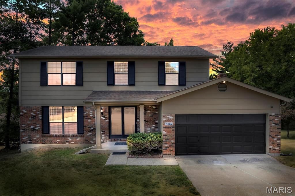 Property Photo:  5116 Suson Oaks Court  MO 63128 