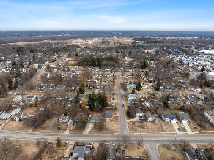 Property Photo:  1395 4 Mile Road NE  MI 49525 