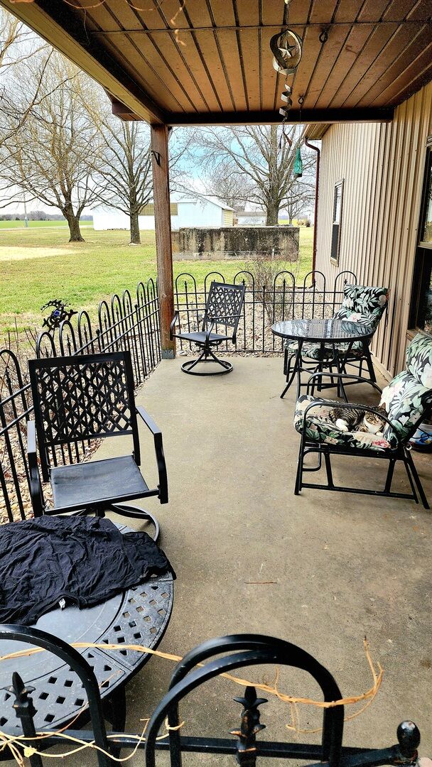 Property Photo:  628 Harsy Road  IL 62832 