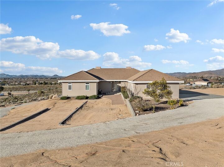 Property Photo:  21972 Ocotillo Way  CA 92308 