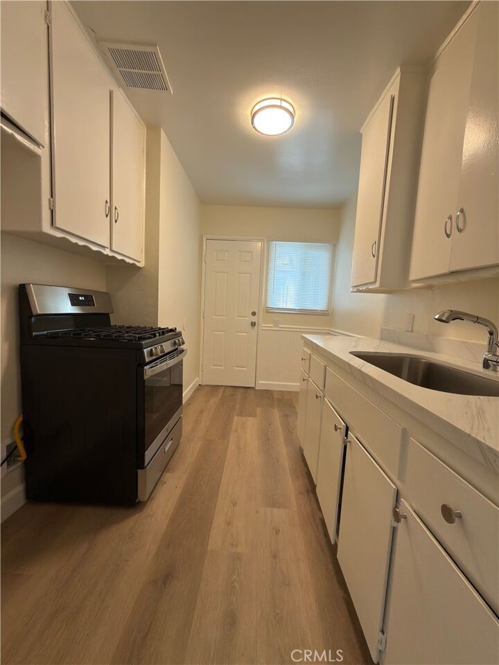 Property Photo:  628 N Olive C  CA 92805 