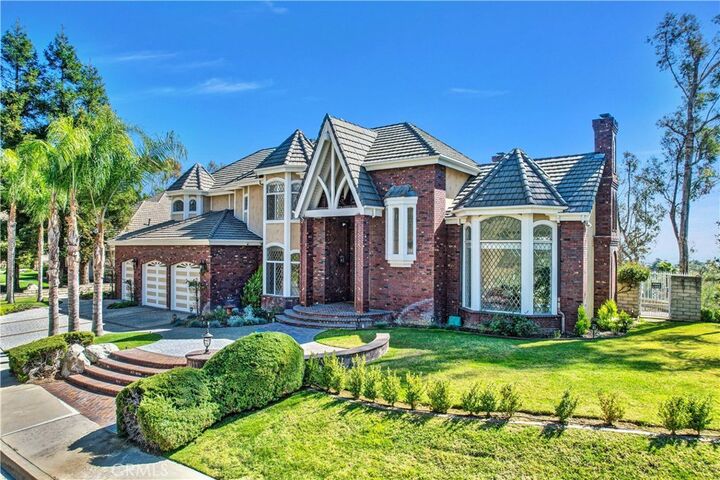 Property Photo: 102 Mill Run CA 91016