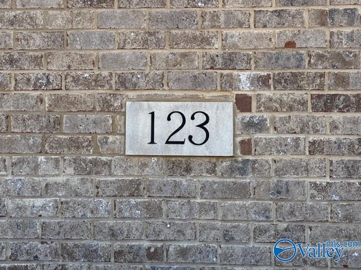 Property Photo:  123 Windsor Hill Road  AL 35824 