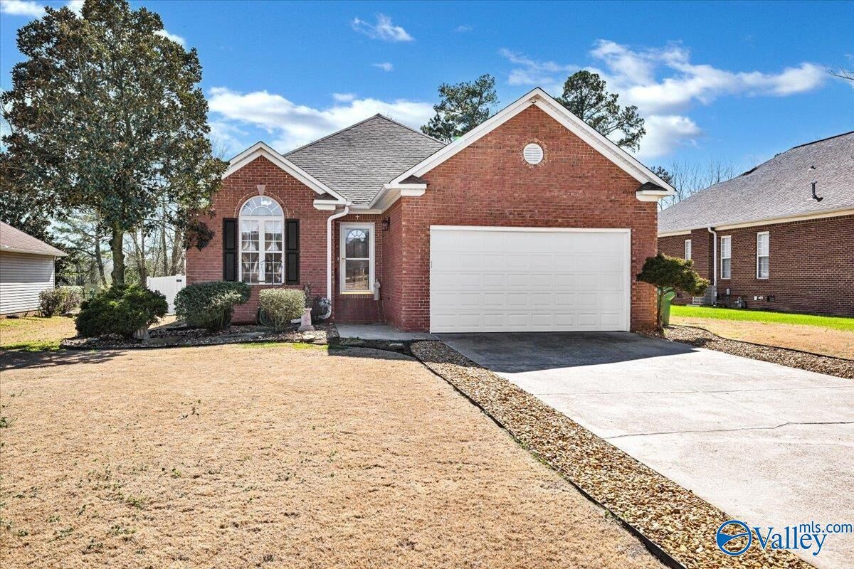 Property Photo:  74 Saint Michael Way NE  AL 35077 