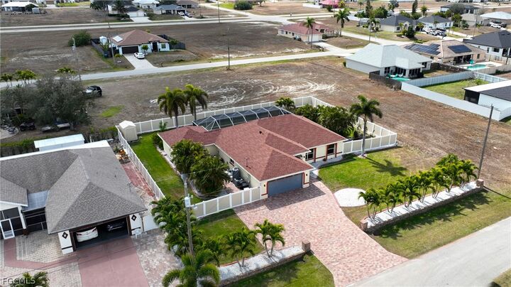 Property Photo:  1118 NW 17th Street  FL 33993 