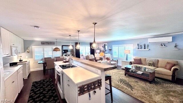 Property Photo:  14669 Paul Revere Loop  FL 33917 