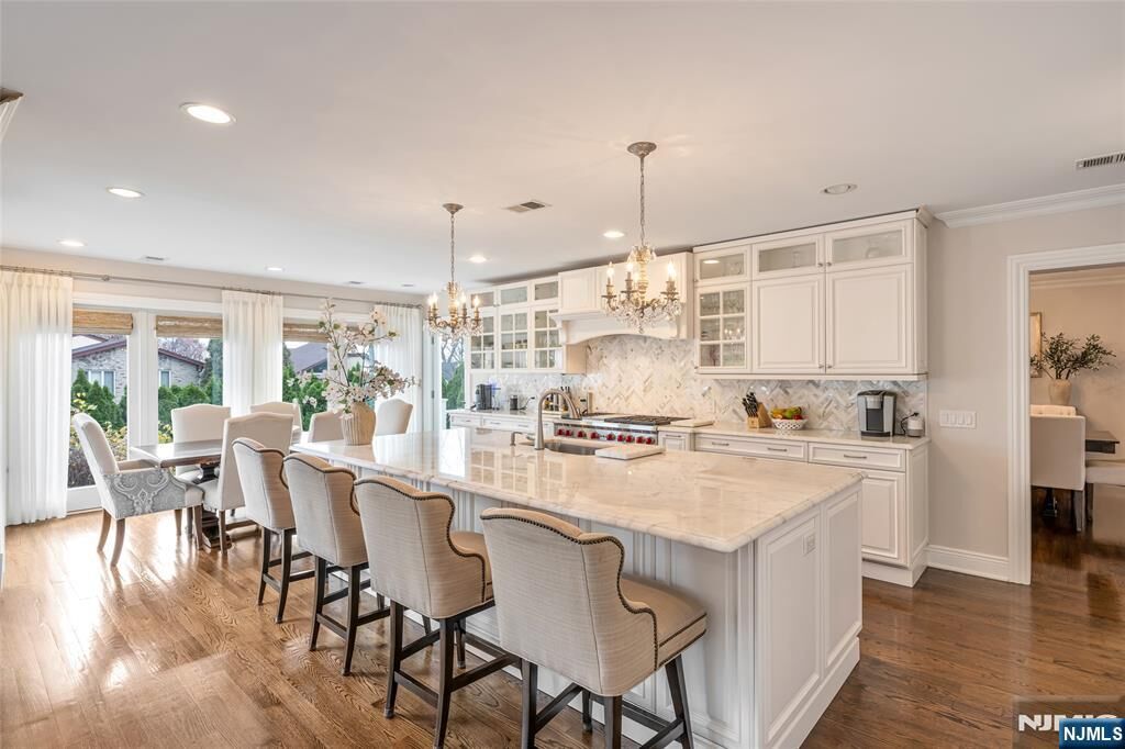 Property Photo:  534 Brandon Place  NJ 07010 