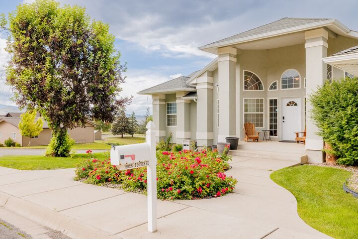 Property Photo:  2028 Flowerree Street  MT 59601 