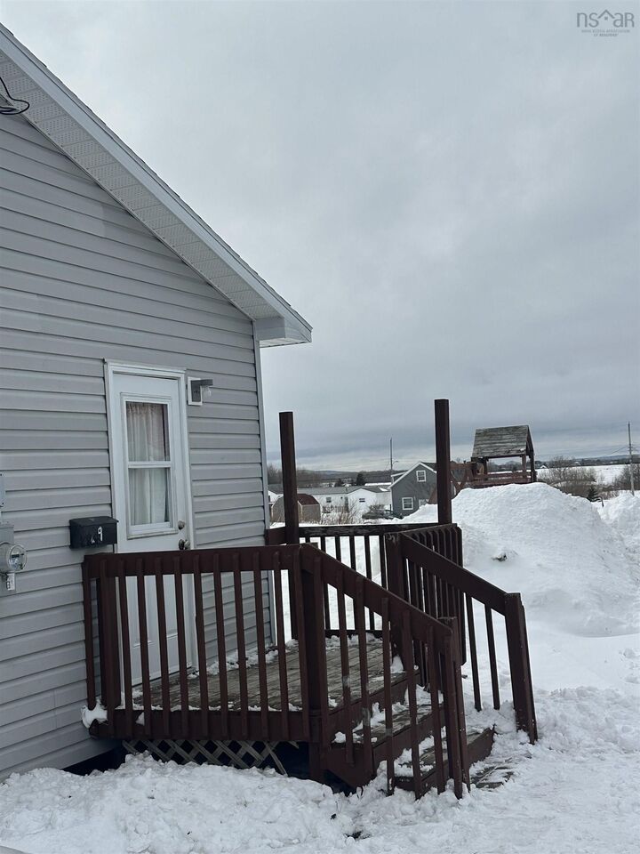 Property Photo:  19 Peck Street  NS B1V 1V2 
