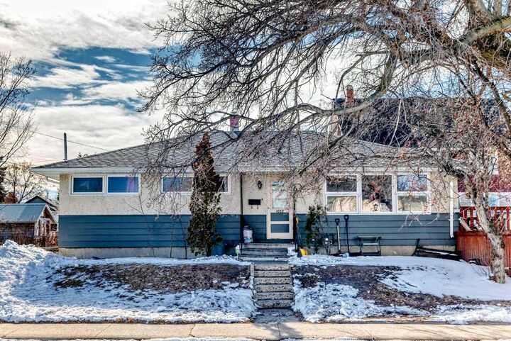 Property Photo: 4939 45 Street AB T4G 1M4