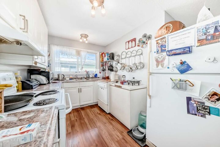 Property Photo:  3717 50 Avenue  AB T4G 1J1 