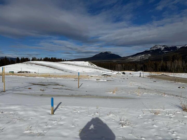 Property Photo: 444 Lily Avenue AB T0M 2H0