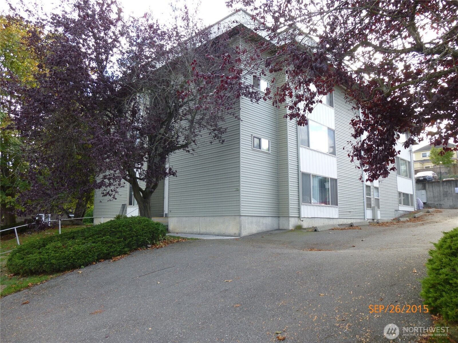 Property Photo: 3326 Lombard Avenue 3 WA 98201