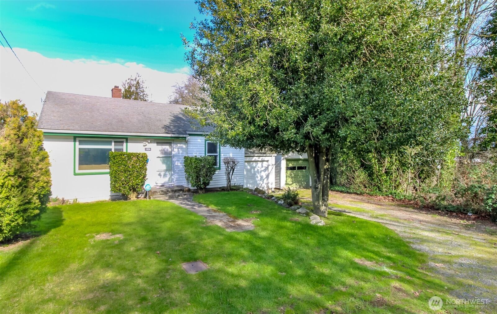 Property Photo:  1434 S 103rd Street  WA 98168 