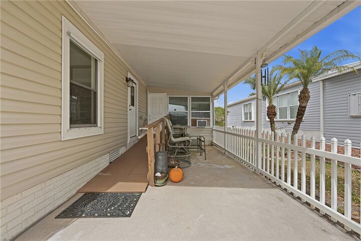 Property Photo:  566 Dolphin Circle  FL 32976 