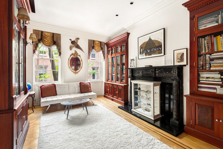 Property Photo:  69 Bedford Street  NY 10014 