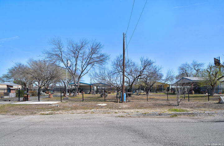 Property Photo:  2740 Churchill  TX 78109 