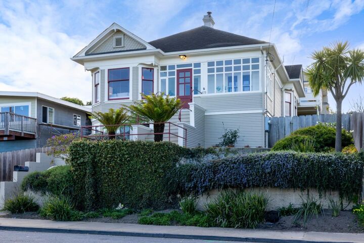 Property Photo: 675 Pine Street CA 93940