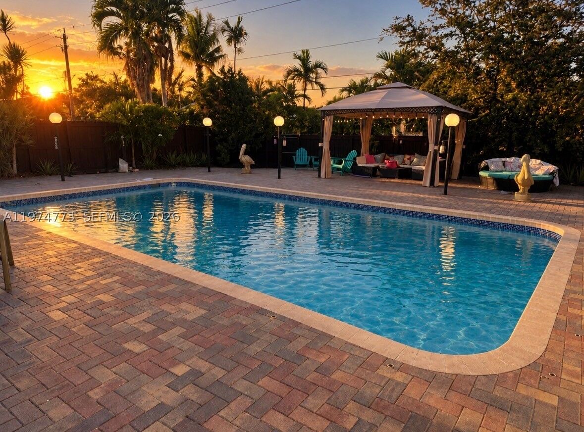 Property Photo:  4925 Tyler St  FL 33021 