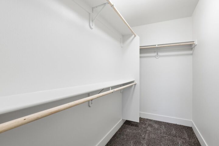 Property Photo:  24 W 12th St  WA 99006 