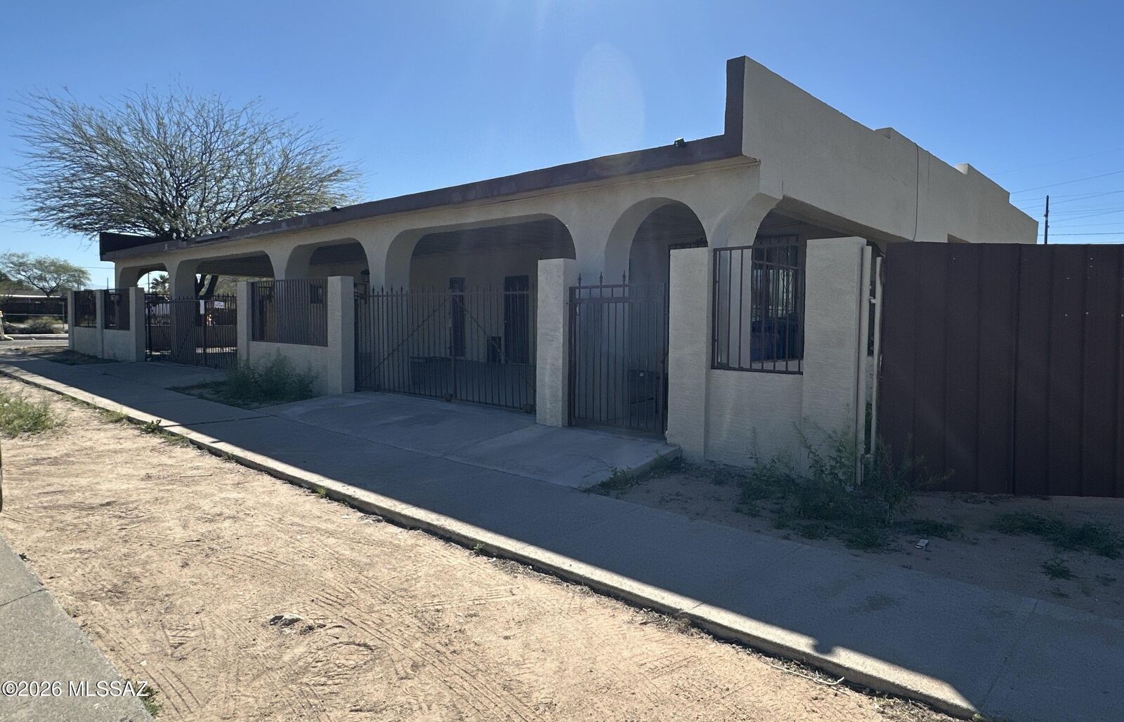 Property Photo:  2502 S Park Avenue  AZ 85713 