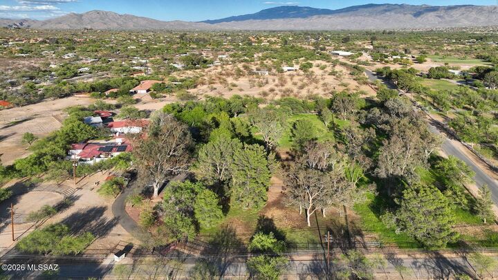 Property Photo: 8741 E Woodland Road AZ 85749