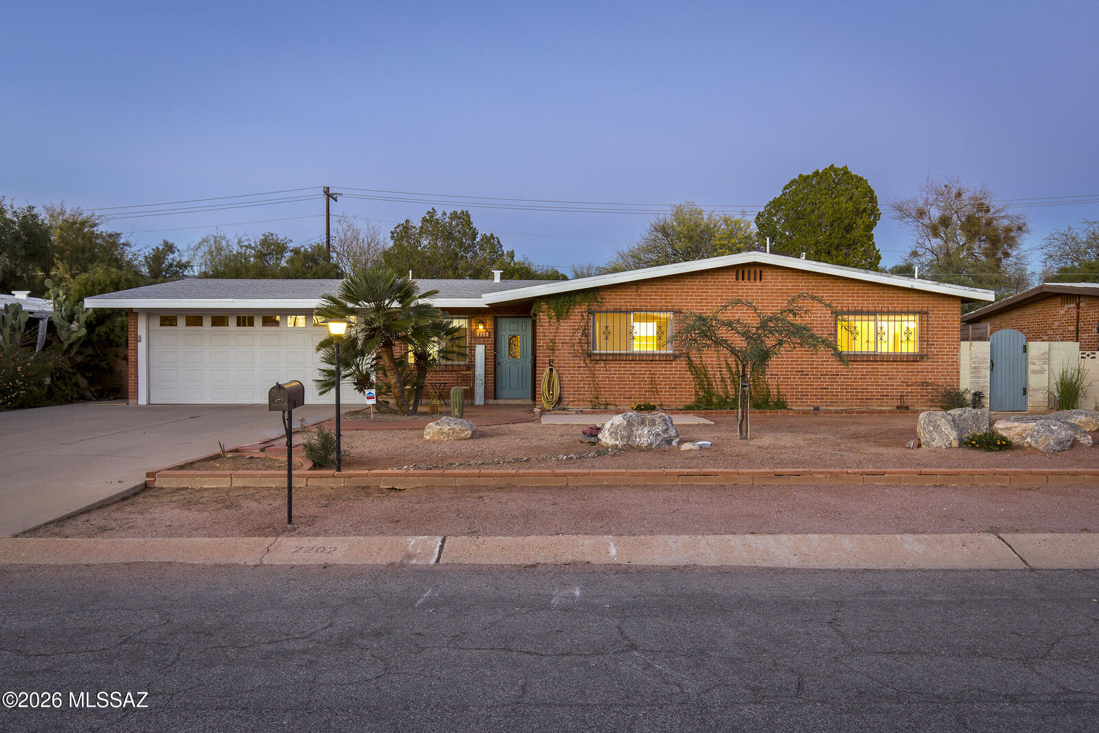 Property Photo: 2202 N Frannea Drive AZ 85712