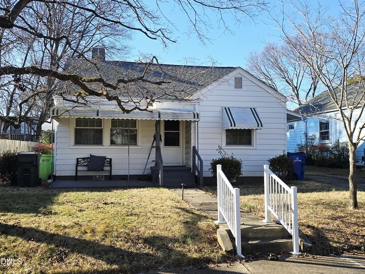 Property Photo:  404 Bickett Boulevard  NC 27608 