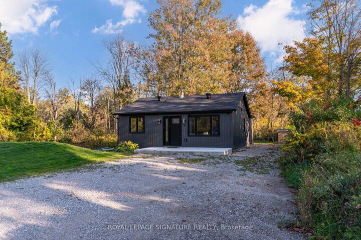 8 Mountsberg Road — photo 1