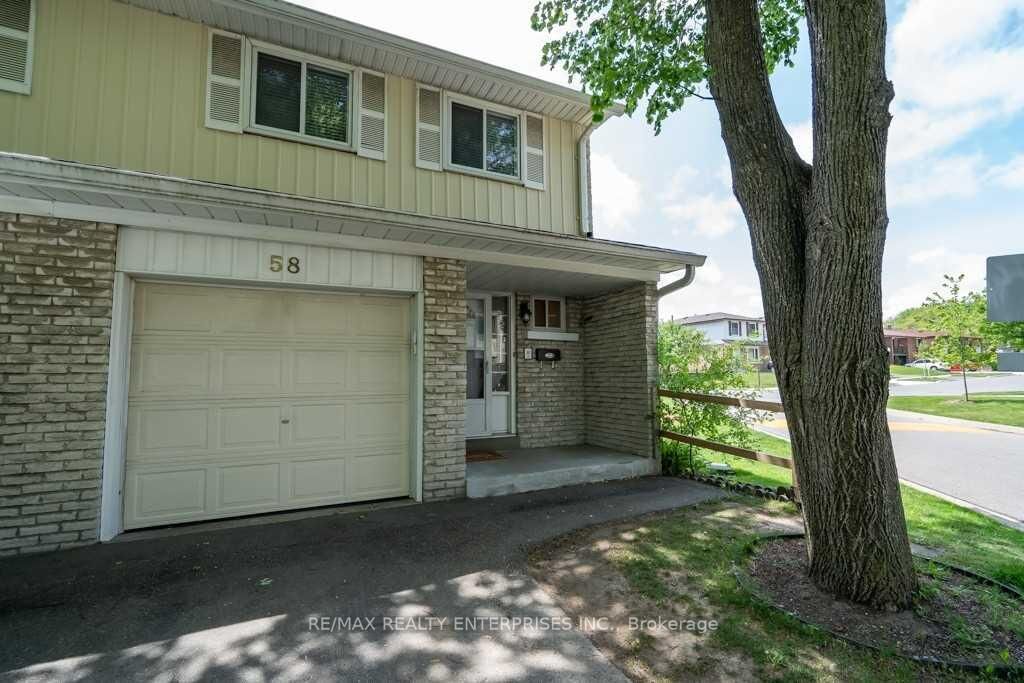 Property Photo: 830 Stainton Drive 58 ON L5C 2Z3