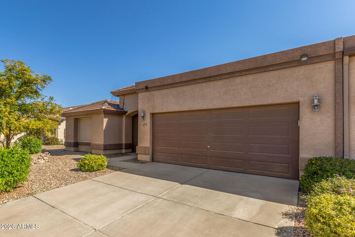 Property Photo:  1495 S Apache Drive  AZ 85120 
