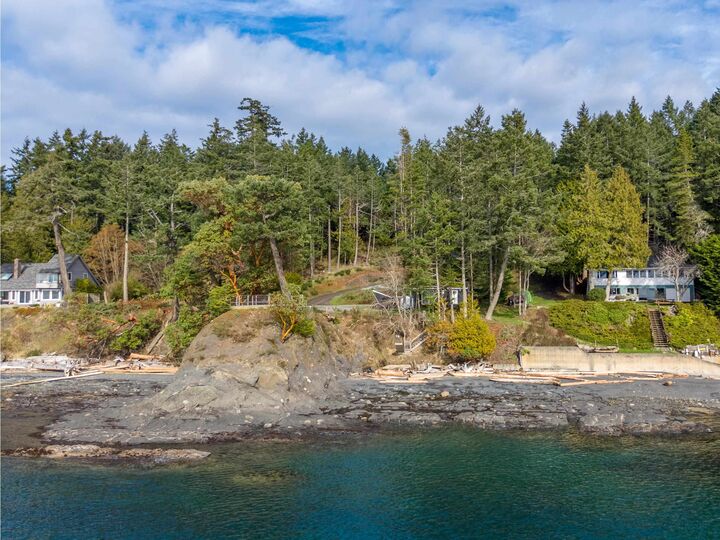 Property Photo: 27113 Schooner Way BC V0N 2M2