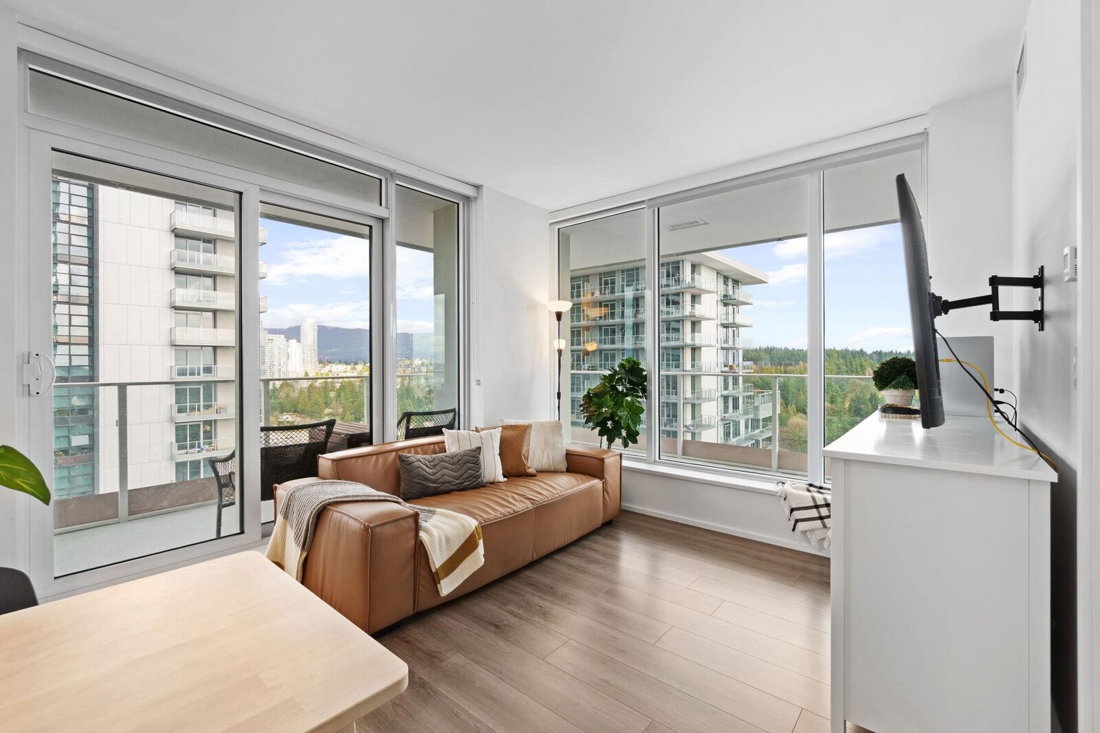 Property Photo:  3833 Evergreen Place 2801  BC V3J 0M2 