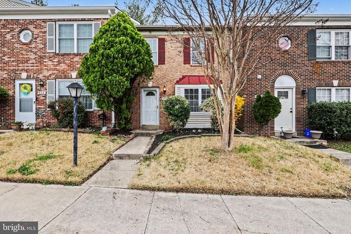 Property Photo:  3312 Ladino Court  VA 22193 